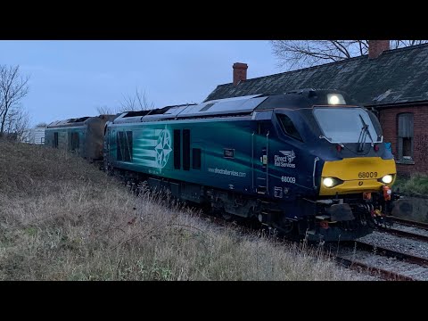 68009 + 68004 at Lydd Town on the Dungeness Flask | 22/12/2021