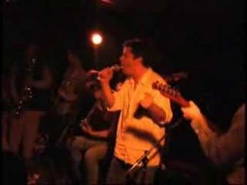 Walter Tragert -Singing On The Radio-