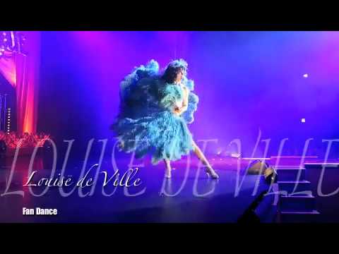 Louise de Ville and her feather fans