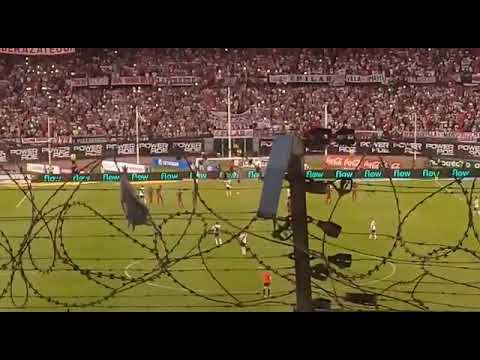 Penal de Nacho Scocco contra Independiente