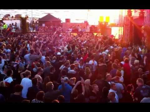 MOMENTS 002: Luminosity Beach Festival 2012