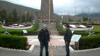preview picture of video 'Mitad del Mundo (50 km de Quito-Ecuador)'