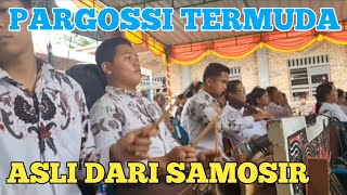 Download lagu PARGOSSI TERMUDA DARI SAMOSIR. PARSARUNE MARGA MALAU mp3 Download lagu PARGOSSI TERMUDA DARI SAMOSIR. PARSARUNE MARGA MALAU mp3