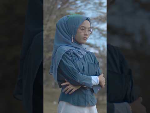 Sudah kuberikan sebuah cinta namun engkau yang tidak setia | YOLLANDA - AKU YANG TAK SEMPURNA