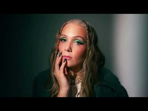 VIIVI - Aamun kuiskaus (Vain elämää kausi 16) [Audiovideo]