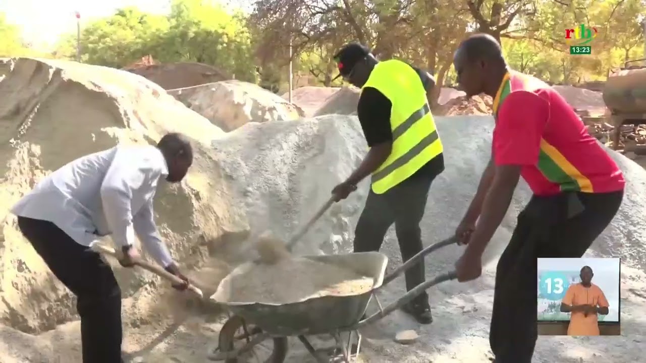 Faso Mêbo : La diaspora Burkina vivant en RDC apporte du sable et du granite à l’initiative