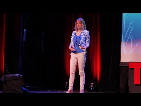 How Brain-based Education Can Change the World | Tammy-Anne Caldwell | TEDxKinjarling