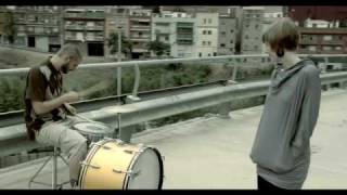 El Chavo featuring Sarah G: "Solitude"