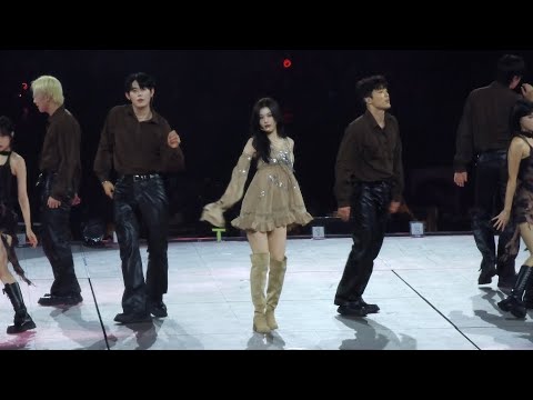 251213 TWICE - DECAFFEINATED (SANA SOLO) - TWICE [THIS IS FOR] WORLD TOUR IN BANGKOK DAY 1