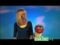 Sesame Street Elmo Compliment With Heidi Klum