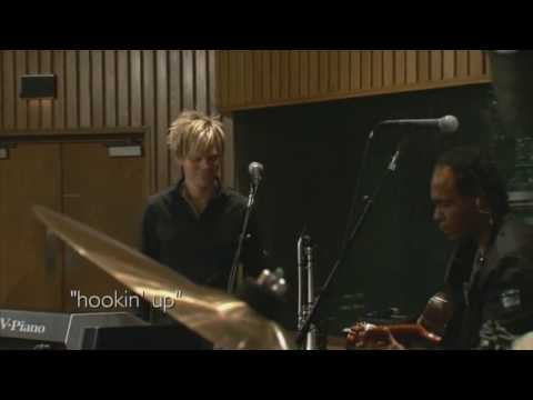 Brian Culbertson - Hookin' Up - Live 2009