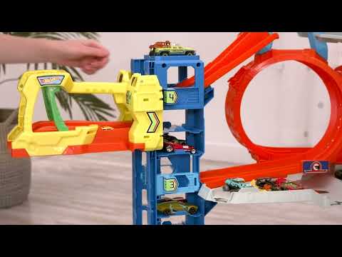 thumbnail video image 2 of Pista de juguete Hot Wheels City Ultimate Garage, 2 of 5