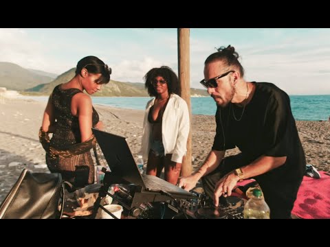 Sunset Beach Vibes in Jamaica | House Mix w/ Friends | Electric Reign 8 | Sherkhan