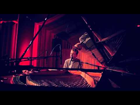 Studio Brussel: Bent Van Looy - Shadow of a man (Live)