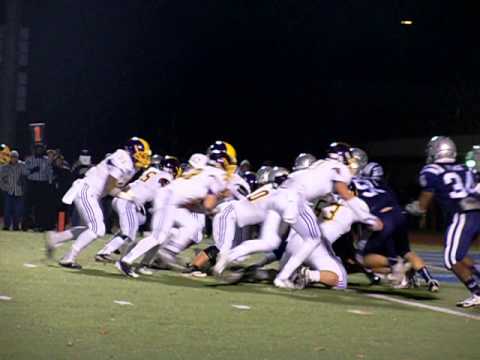 De La Salle QB Gio Rescigno scores 1 yard TD run