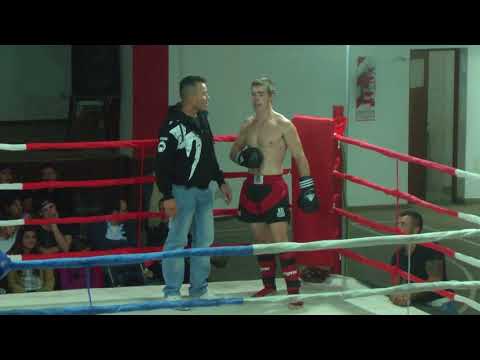 2°PELEA KICKBOXING EN INDEPENDIENTE MATIAS GONZALEZ vs LUCAS LEGUIZAMON