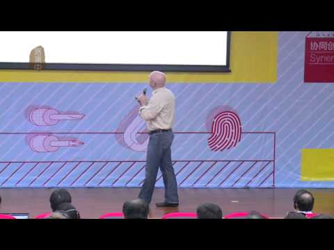Clay Shirky's Speech on MFSZ2015