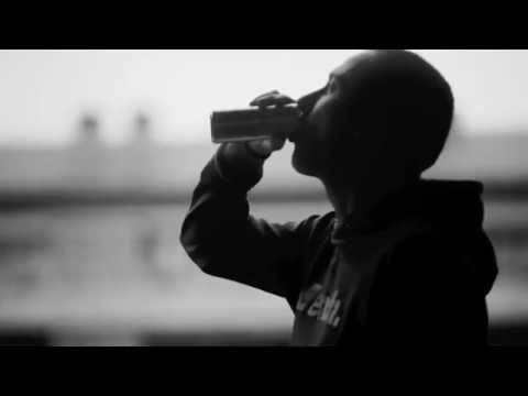 Alex Del Toro´s "Keep On Rocking" Clip 1