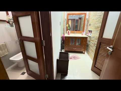 Video de YouTube - Casa en Venta de 2 dormitorios con  Jardín en La Blanqueada, Montevideo