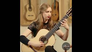 EVERY guitarist wants to learn THIS TECHNIQUE | TREMOLO | Iva Kosic | Siccas Guitars | #shorts