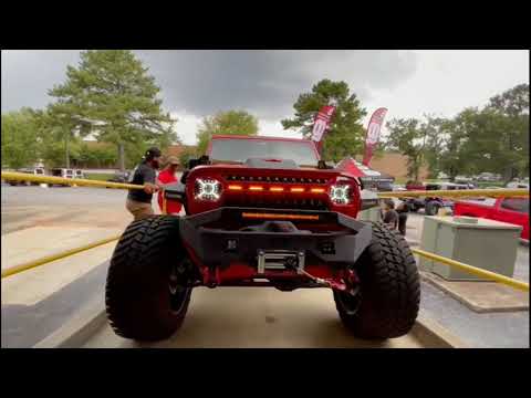 DS18 Presents Team Marketing Group Jeep Gladiator JT