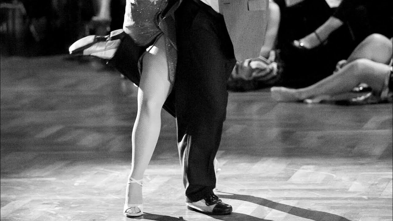 ALEJANDRO LARENAS Y MARISOL MORALES | Paris, 2023 4/5 LA SERENATA 🔥