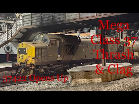 Class 37 - 37422 “Victorious” Making Loads of Noise at York | Mega Thrash and Clag | 19/11/2022