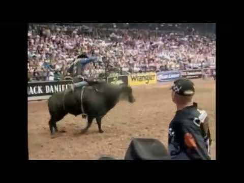 Slick Willy bucks Ross Coleman - 04 PBR Nampa