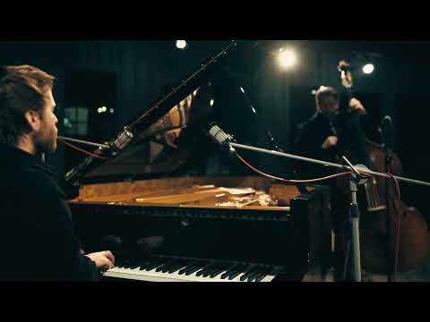 Joel Lyssarides Trio: Stay Now (Official Live Video) / Album: Stay Now