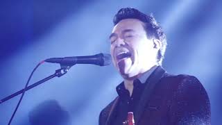 Los Temerarios - Eres Un Angel [Official Video]