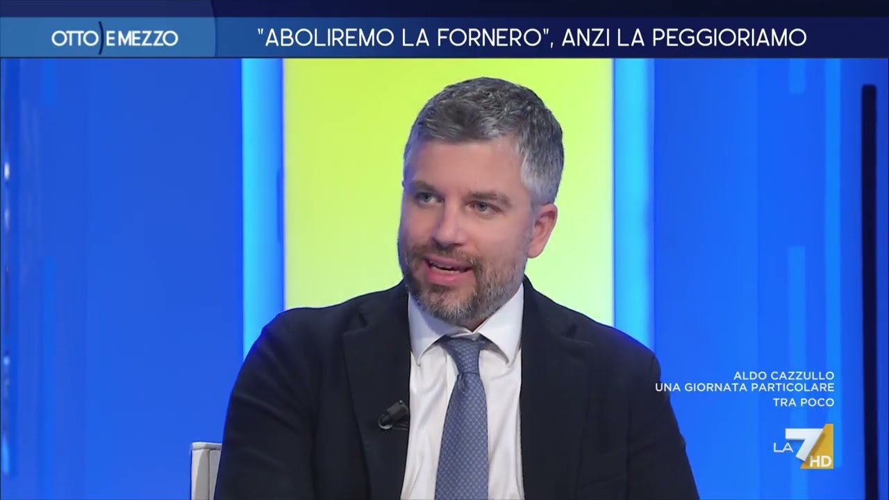 Feltri: "Meloni non sa niente di economia, primo premier non laureato, le mancano i fondamentali"