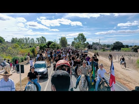 CORDEIROS-BA FINALIZOU AS FESTAS JUNINAS COM CAVALGADA 