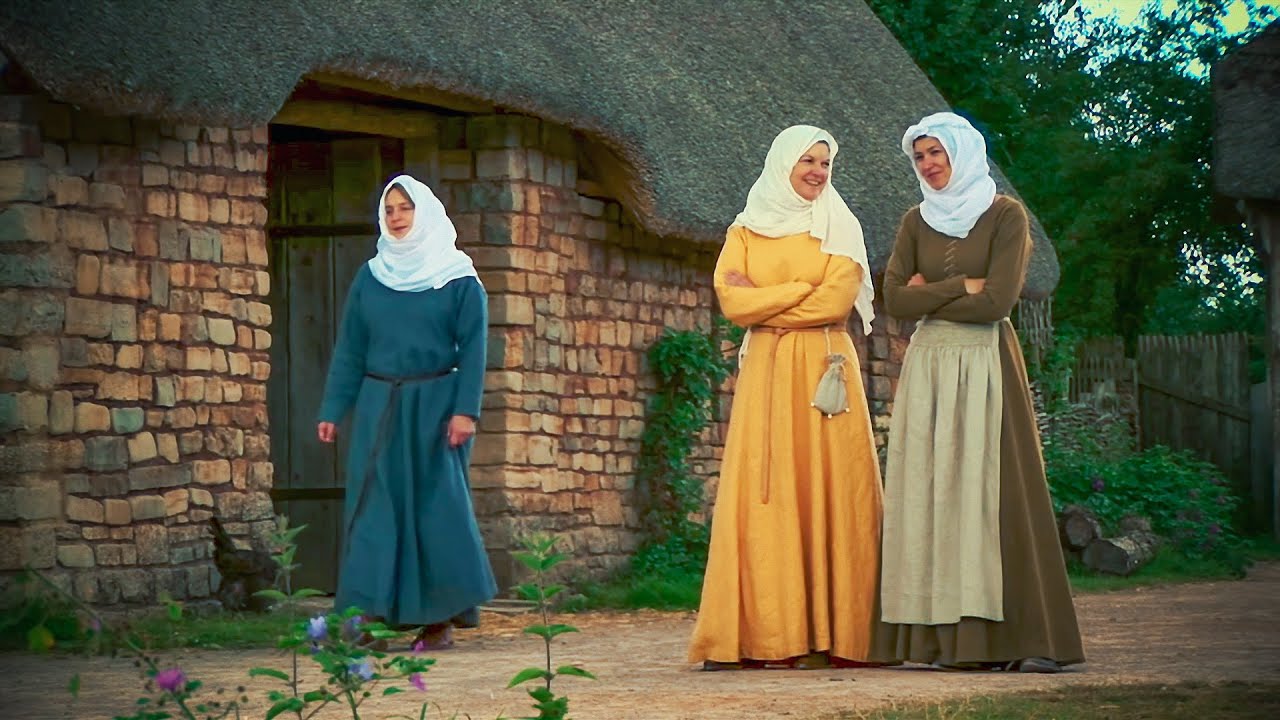 The Luttrell Psalter - A Year in a Medieval English Village