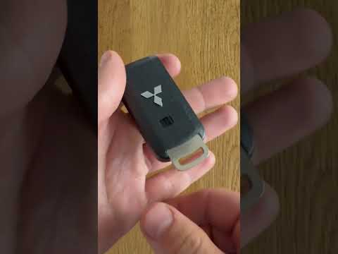 Корпус смарт ключа для MITSUBISHI, 3!1 кнопки с паникой рынок США - фото 1 - id-p1878467453