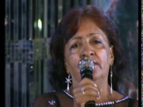 GORRIÓN DE NIDO AJENO - LUZ MARÍA "LA DAMA DEL DESPECHO"