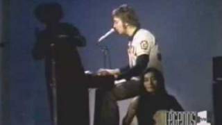 John Lennon-Imagine Live on the Mike Douglas Show
