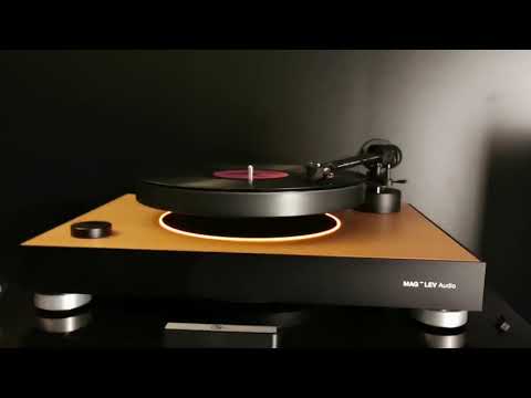 Mag Lev Turntable High End Munich 2019