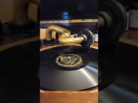 Tenderly Thinking of Me - (vocal Frank Bessinger) Roger Wolfe Khan and his Orchestra