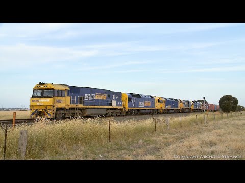 5MA5 With NR61, AN4, G540, XR558 & BL33 - PoathTV Australian Trains & Railways