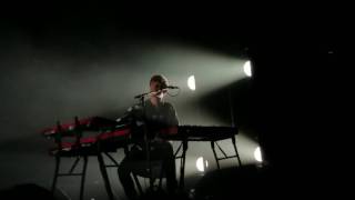 James Blake performs &quot;I Need a Forest Fire&quot; at House of Blues (HOUSTON) [09/24/16]