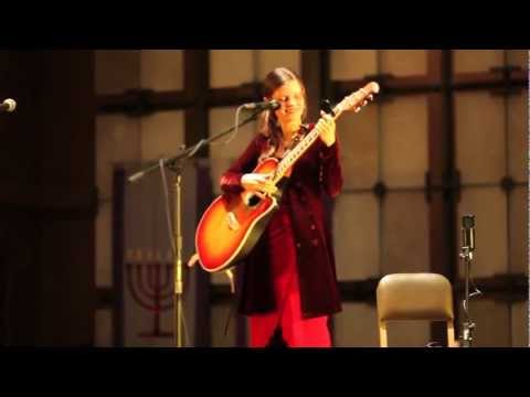 Pepper Proud - "The Sound of Silence" (Simon & Garfunkel cover) @ Cathedrals 4