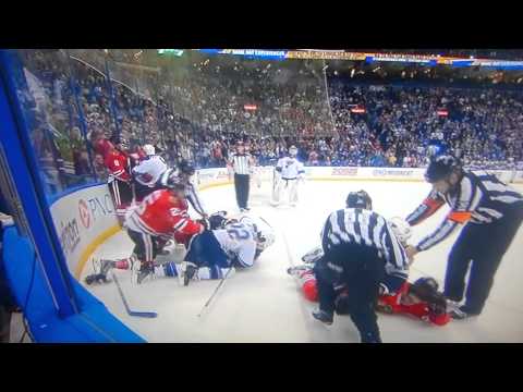 Chicago blackhawks fight vs. Blues