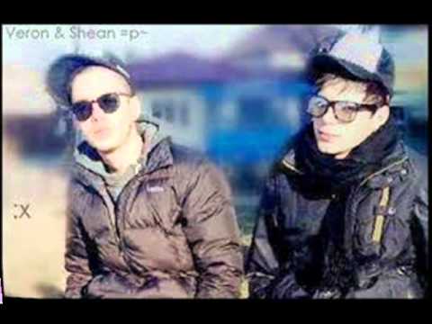 Adrian TuTu Cel mai bun cantaret!!!!