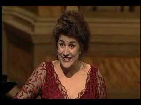 Cecilia Bartoli sings high E flat - Riedi al soglio - Rossini