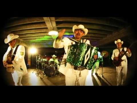 Los Apreciables Del Norte - "El Mele" - 2011 Video Oficial Con Letra