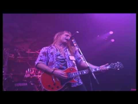 PINK CREAM 69   Talk To The Moon (LIVE)