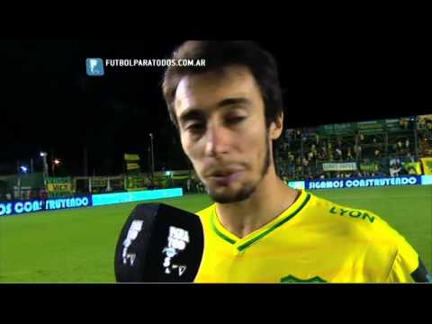 Rius: "Ojalá no nos perjudiquen por ser un equipo chico".  DyJ 0 - Vélez 2. Fecha 18. FPT