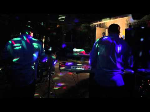 Grupo SOLO TRES de san diego ca