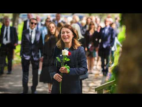 Funeral Photography | Capturing Moments of Compassion & Connection