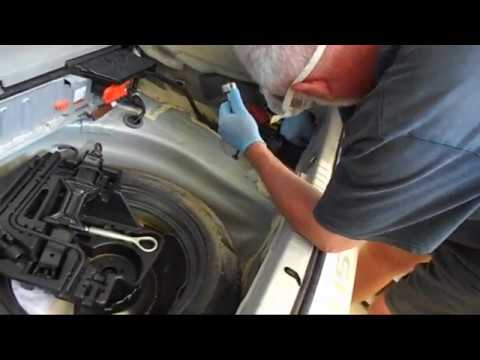 2010 Toyota Prius battery change (New Optima Battery)
